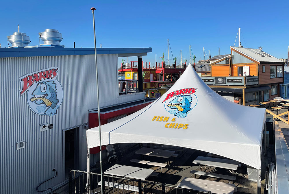 Tentnology® Matrix Marquee MQ20 | Client: <a href="https://www.barbsfishandchips.com/" target="_blank">Barb's Fish and Chips</a>