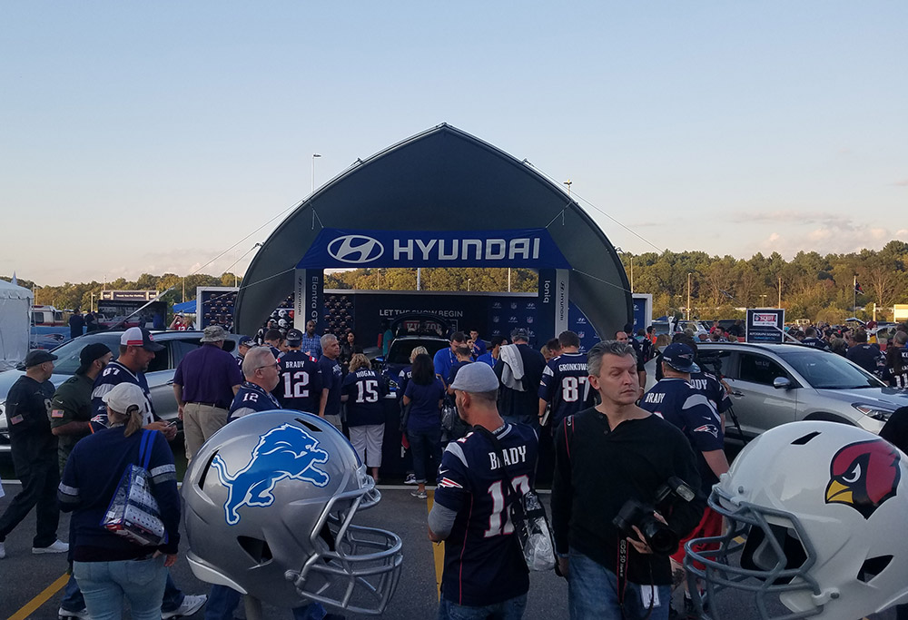 SaddleSpan-S1000 | 2017 NFL Kickoff Concert driven by Hyundai